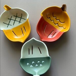 Hallmark New Colorful Leaf-Shaped Ceramic Dishes